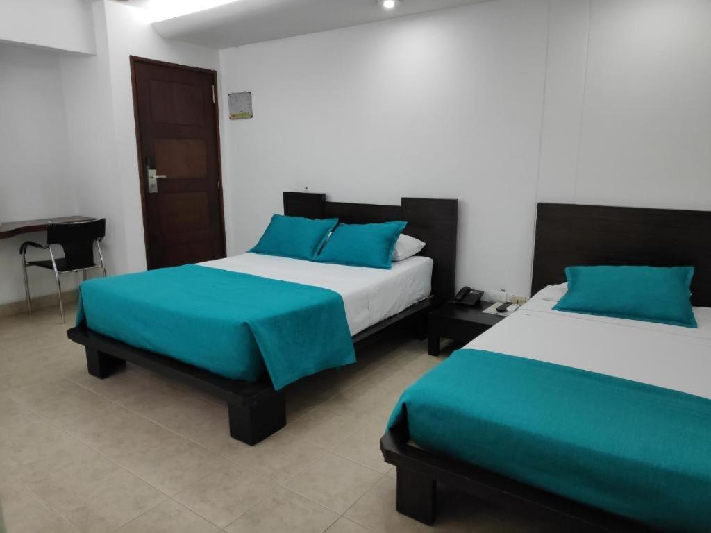 Hotel Mediterraneo Medellín Dış mekan fotoğraf